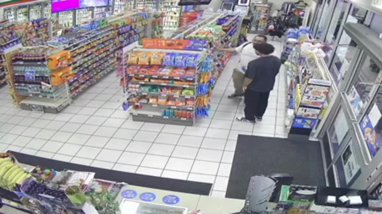 Armed robbery suspects wanted in Santa Ana – KTLA